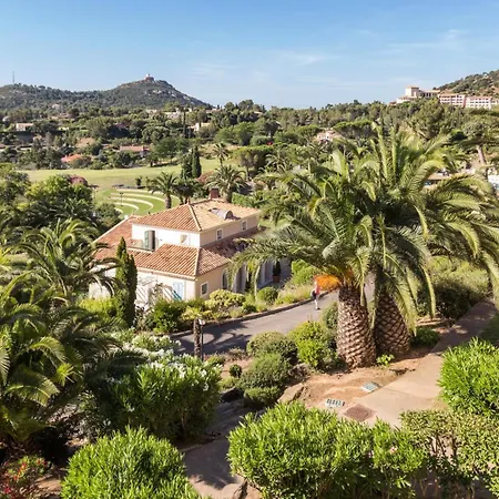 Résidence Le Village De Cap Esterel - Maeva - 4 Personnes - Sélection Mae-4734 Appartement